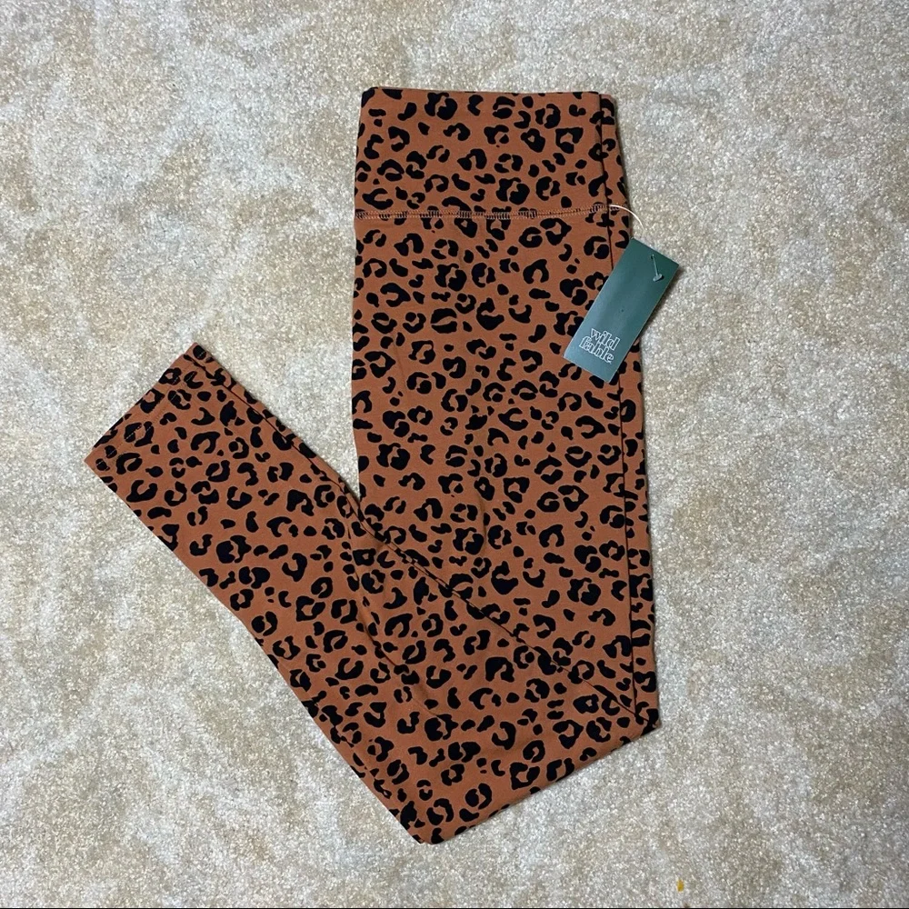 NWT Wild Fable Leopard Print Leggings M - Picture 1 of 4